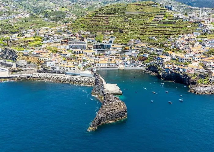 Lobos Village 公寓