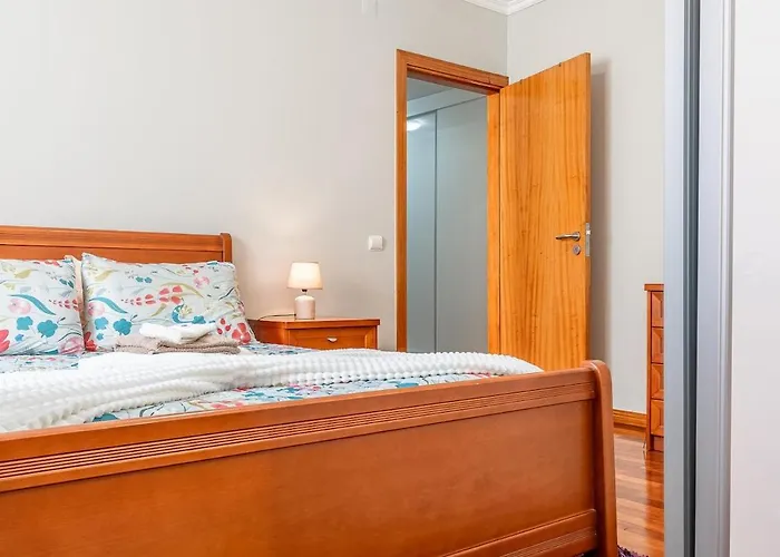 Lobos Village 公寓 *